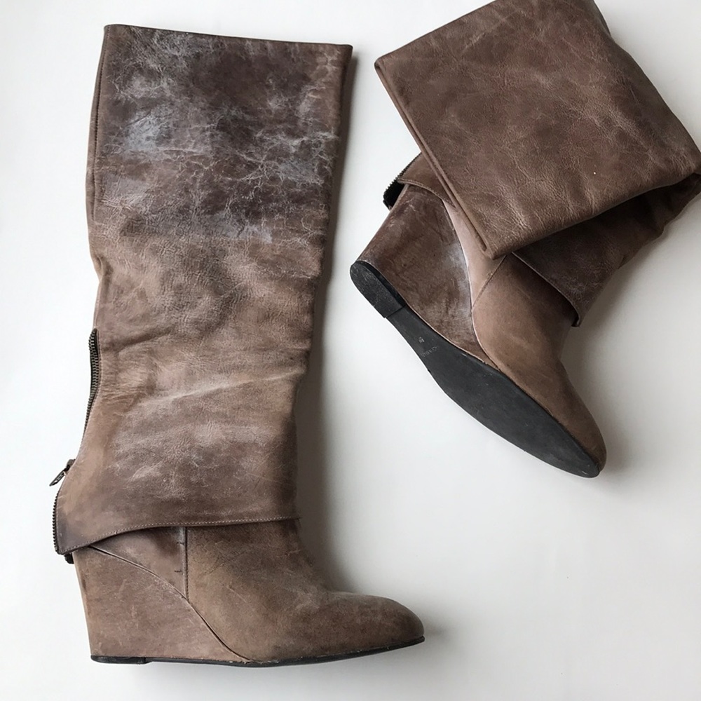 Wedge heel knee high boots - Picture 2 of 2